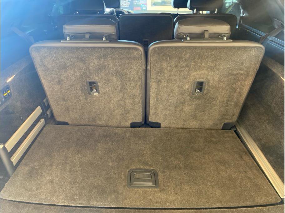 Used 2020 Bentley Bentayga image 20