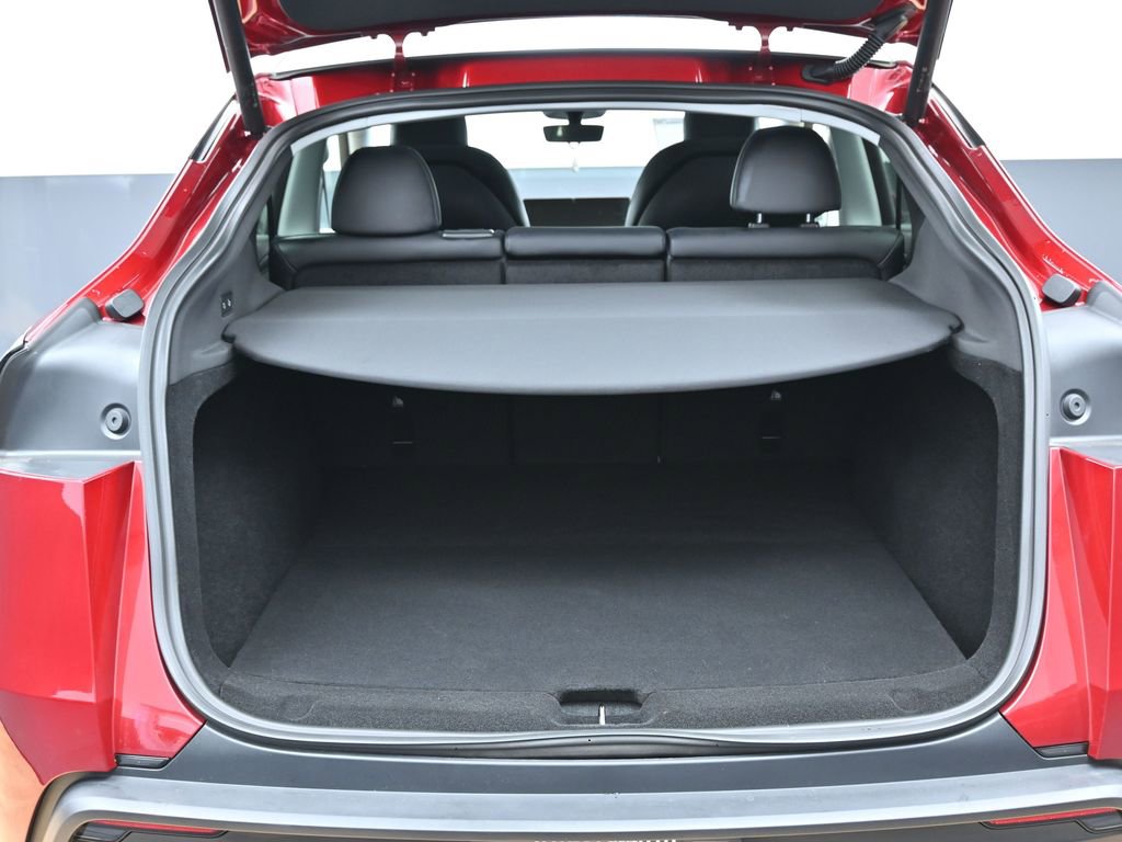 Used 2026 Tesla Model Y AWD image 14