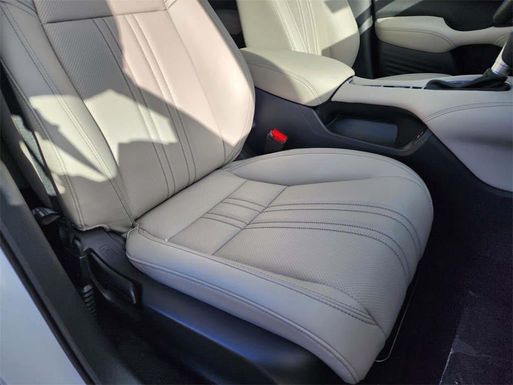 Certified 2025 Honda HR-V EX-L image 19