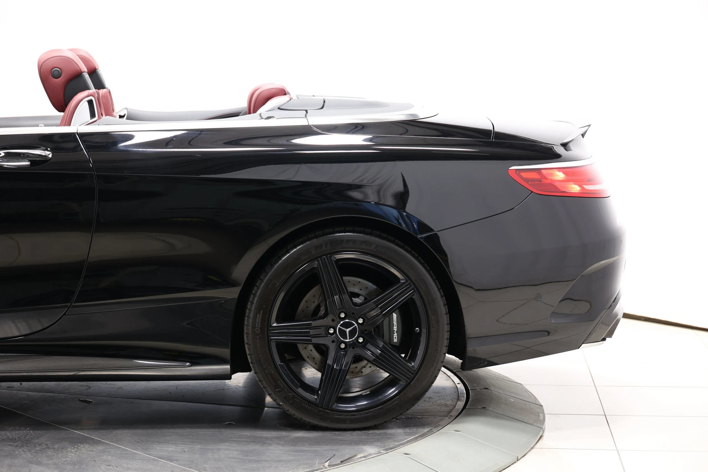 Used 2017 Mercedes-Benz S 63 AMG 4MATIC Cabriolet w/ Carbon Fiber Package image 8
