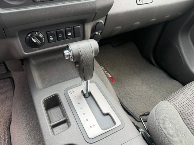 Used 2006 Nissan Frontier NISMO w/ (J01) Sunroof Pkg AWD/4WD image 23