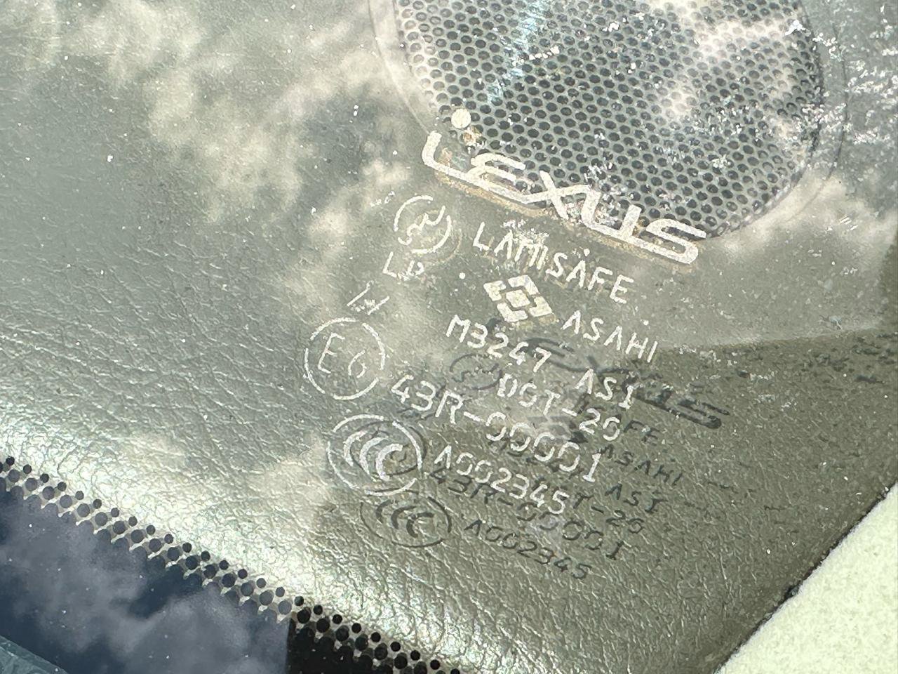 Used 2004 Lexus LS 430 w/ Premium Pkg RWD image 13