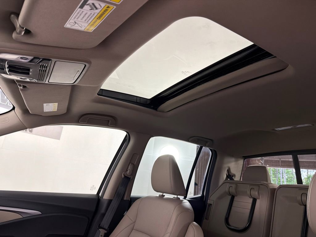 Used 2022 Honda Ridgeline RTL-E image 2