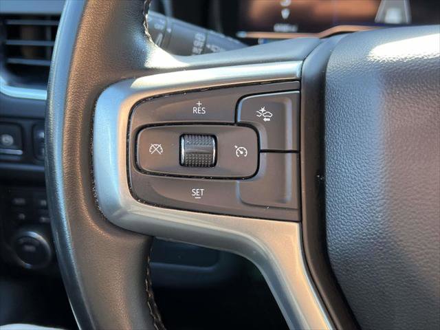 Used 2024 Chevrolet Suburban LT image 21