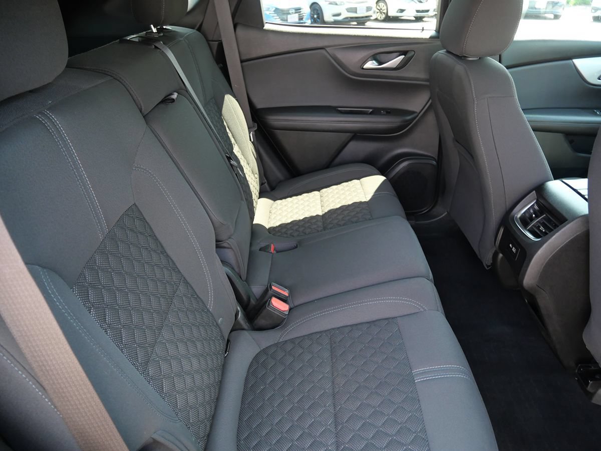 Used 2022 Chevrolet Blazer LT AWD/4WD image 30