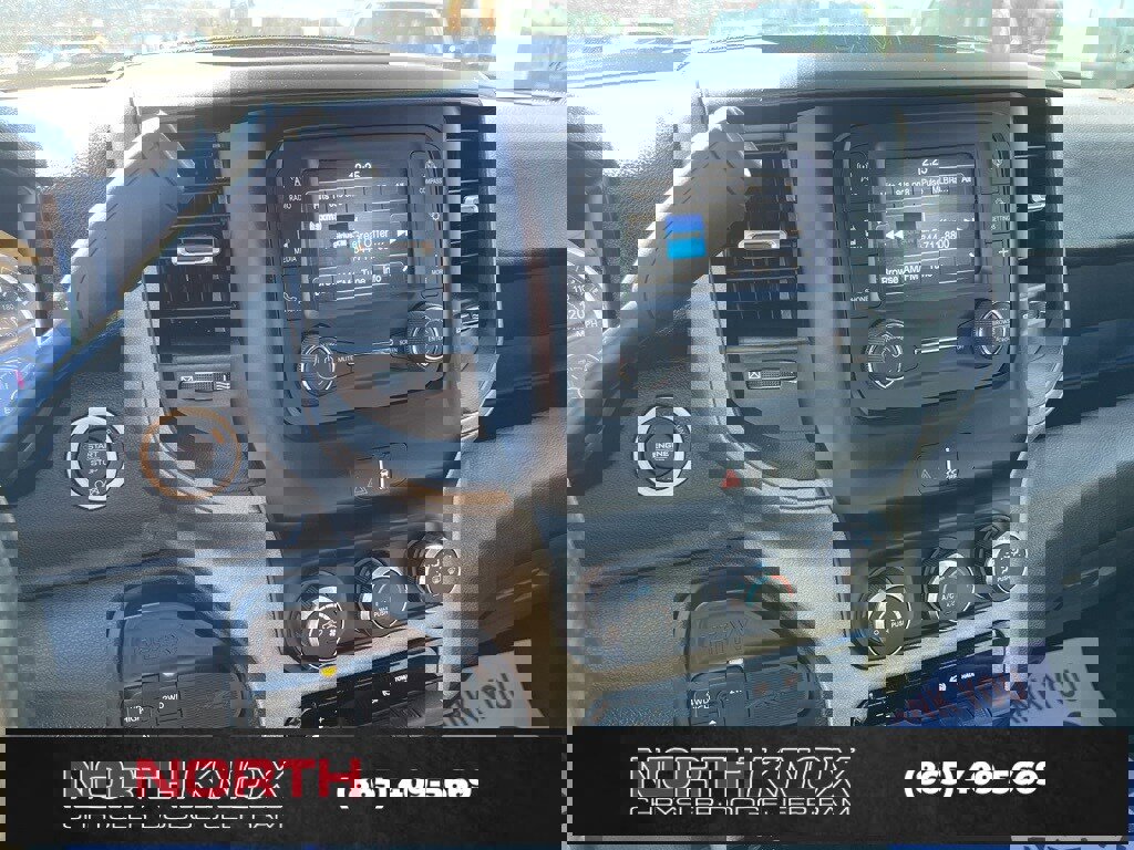 Used 2024 RAM 3500 Tradesman w/ Chrome Appearance Group image 9