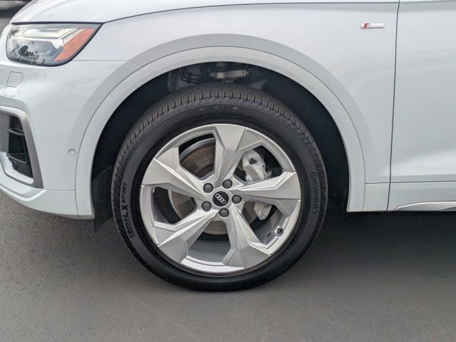 Used 2021 Audi Q5 Prestige w/ Prestige Package AWD/4WD image 9