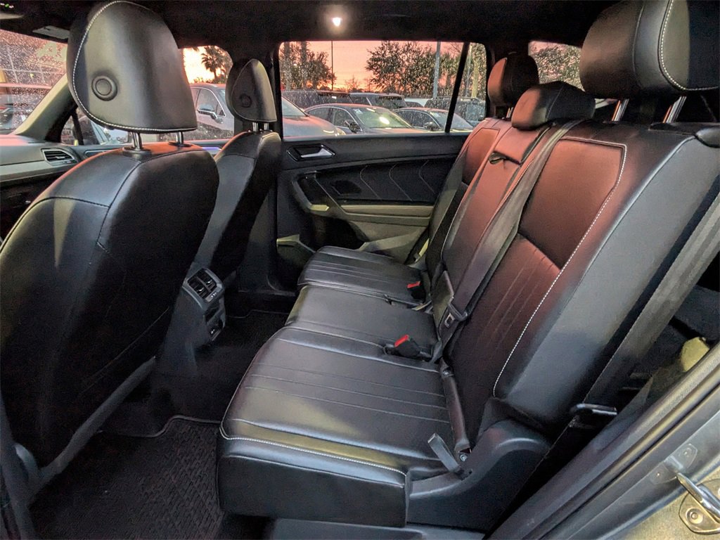 Used 2024 Volkswagen Tiguan SE R-Line image 14
