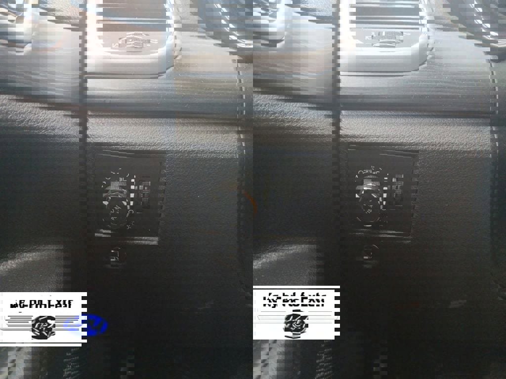 Used 2019 Jeep Grand Cherokee Altitude image 28