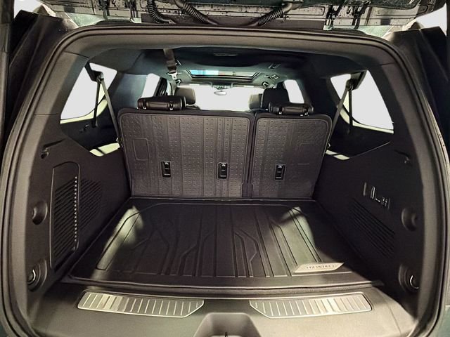 New 2026 Chevrolet Suburban RST w/ Advanced Technology Package AWD/4WD image 24