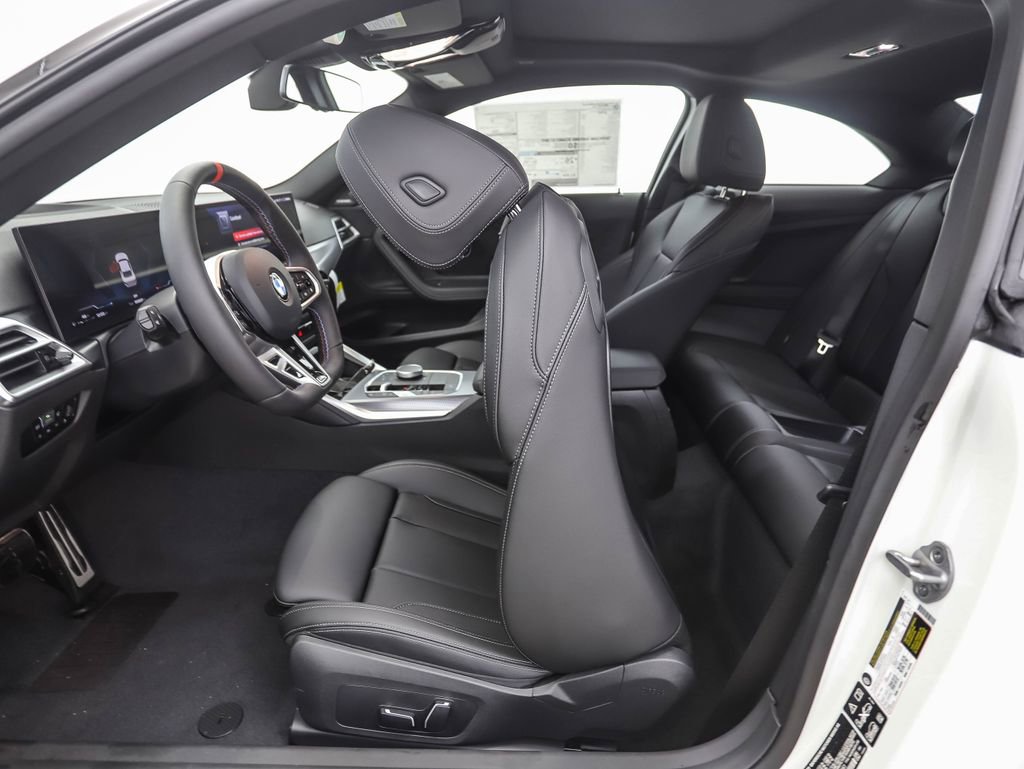 Used 2025 BMW M240i xDrive Coupe w/ Premium Package AWD/4WD image 20
