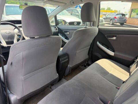 Used 2014 Toyota Prius Two FWD image 23