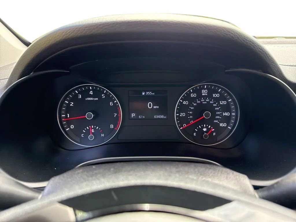 Used 2019 Kia Forte LXS FWD image 16