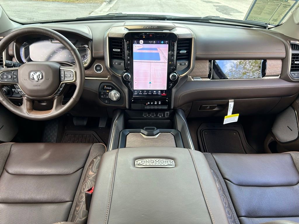Used 2025 RAM 1500 Limited AWD/4WD image 11