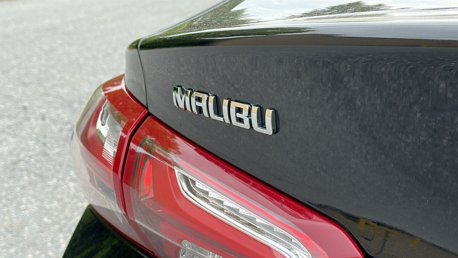 Used 2024 Chevrolet Malibu LT FWD image 10