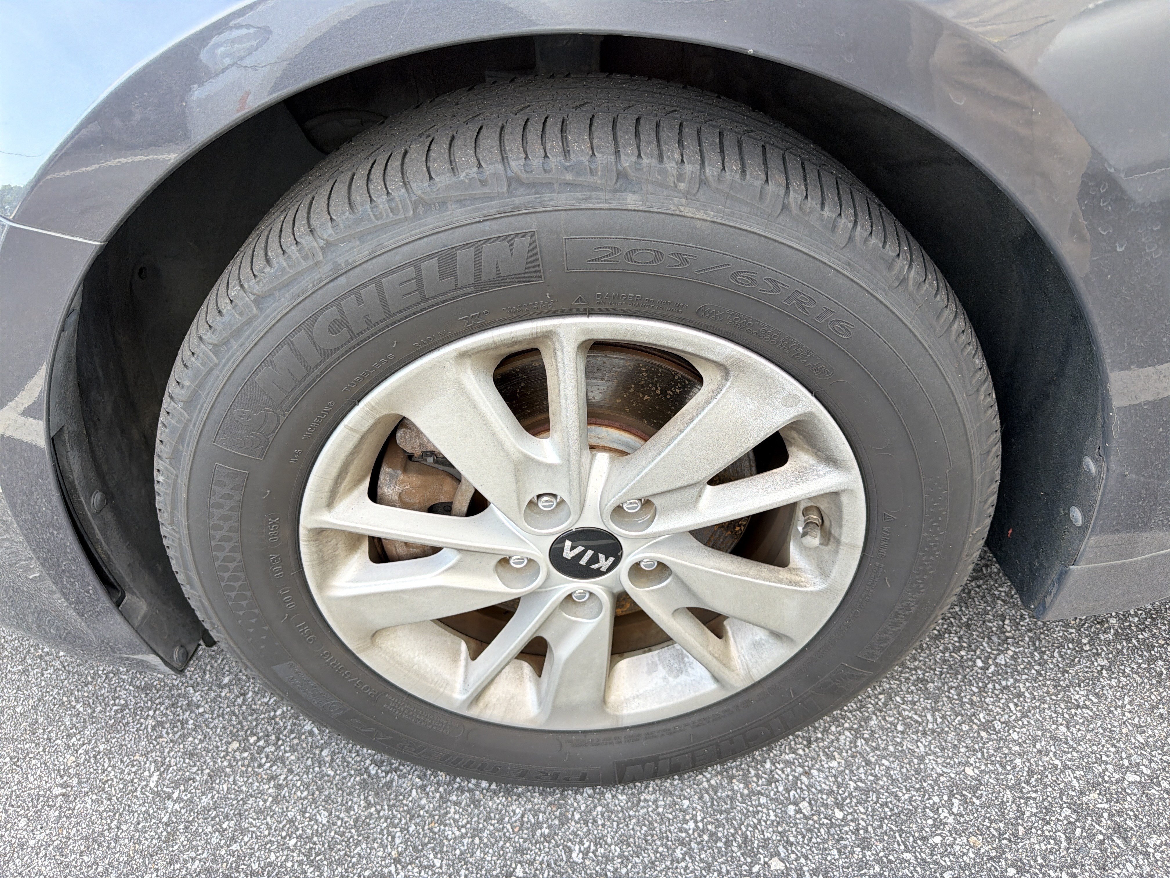 Used 2017 Kia Optima LX FWD image 9