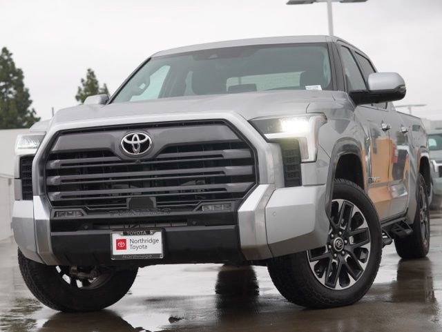 Used 2023 Toyota Tundra Limited image 3