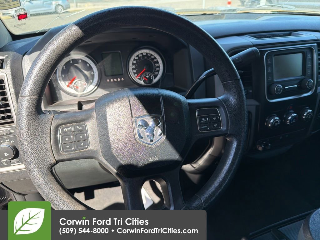 Used 2015 RAM 1500 ST w/ SXT Appearance Group AWD/4WD image 2