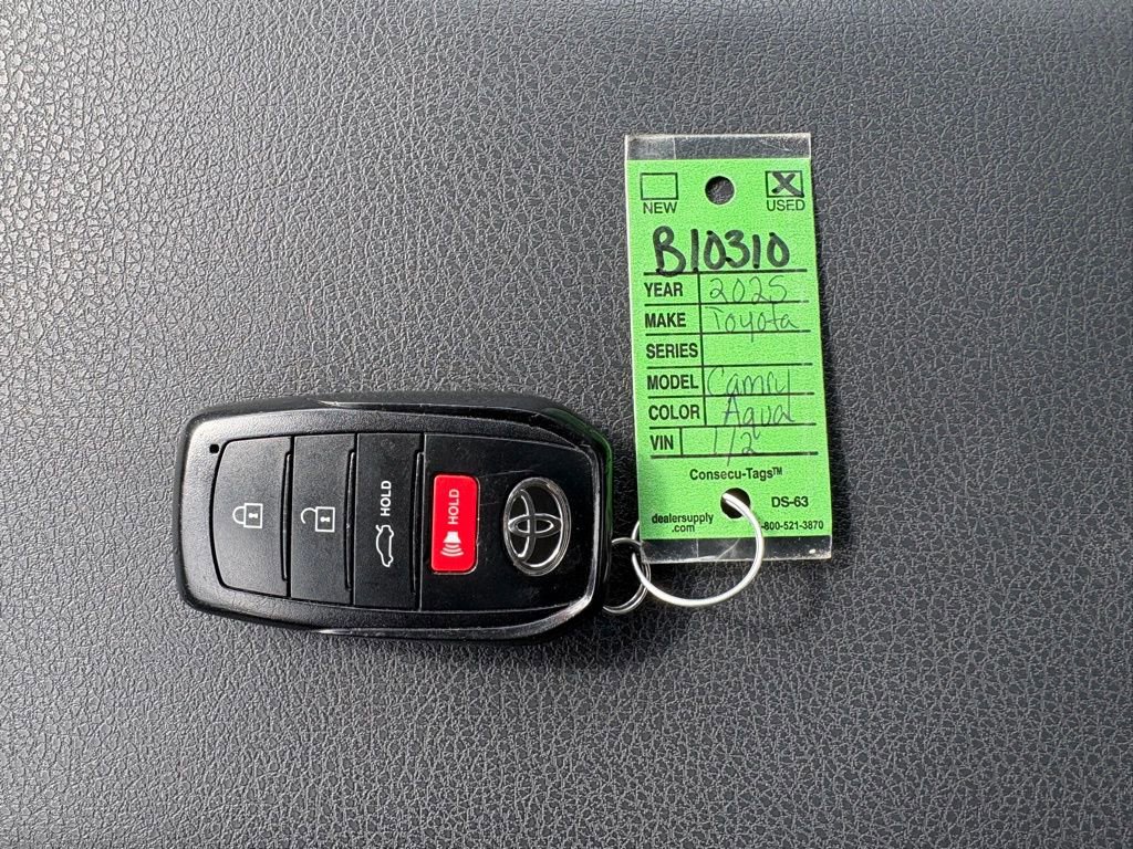 Certified 2025 Toyota Camry SE image 29