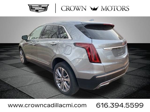 Certified 2025 Cadillac XT5 Premium Luxury AWD/4WD image 9