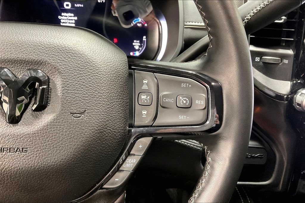 Used 2024 RAM 2500 Limited AWD/4WD image 25