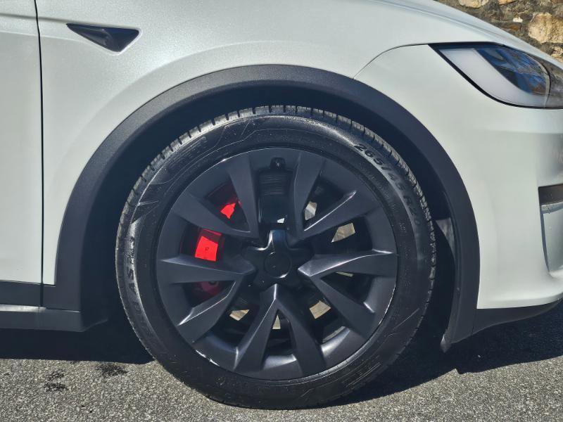 Used 2023 Tesla Model X Plaid image 17