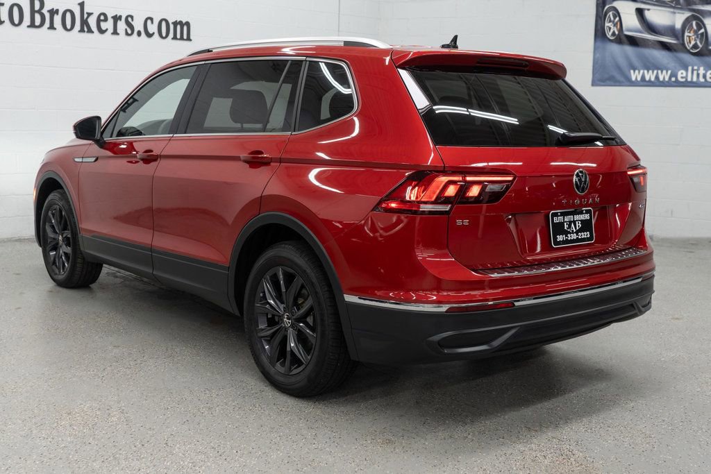 Used 2024 Volkswagen Tiguan SE w/ Panoramic Sunroof Package AWD/4WD image 48