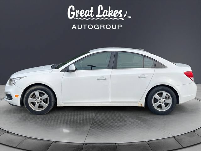 Used 2016 Chevrolet Cruze LT FWD image 2