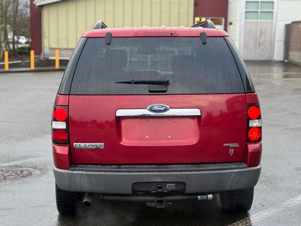 Used 2006 Ford Explorer XLT AWD/4WD image 8