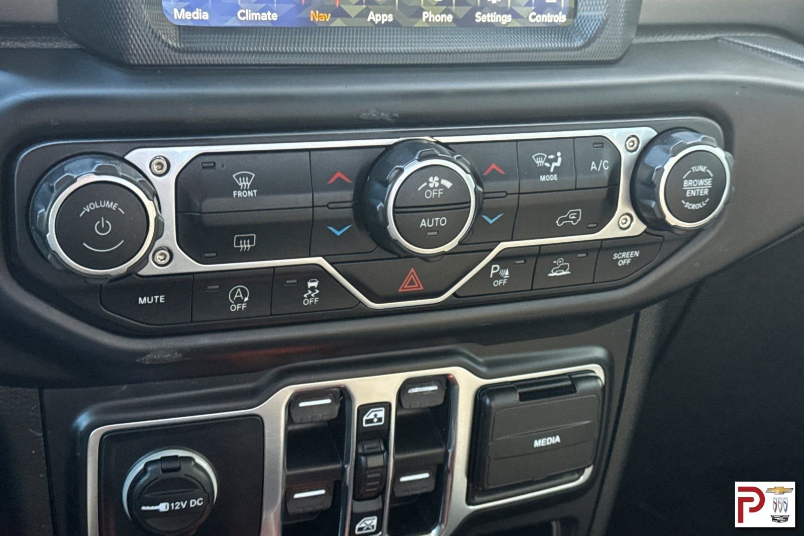 Used 2021 Jeep Gladiator Sport AWD/4WD image 25