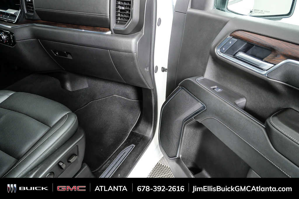 Used 2025 GMC Sierra 1500 SLT image 23