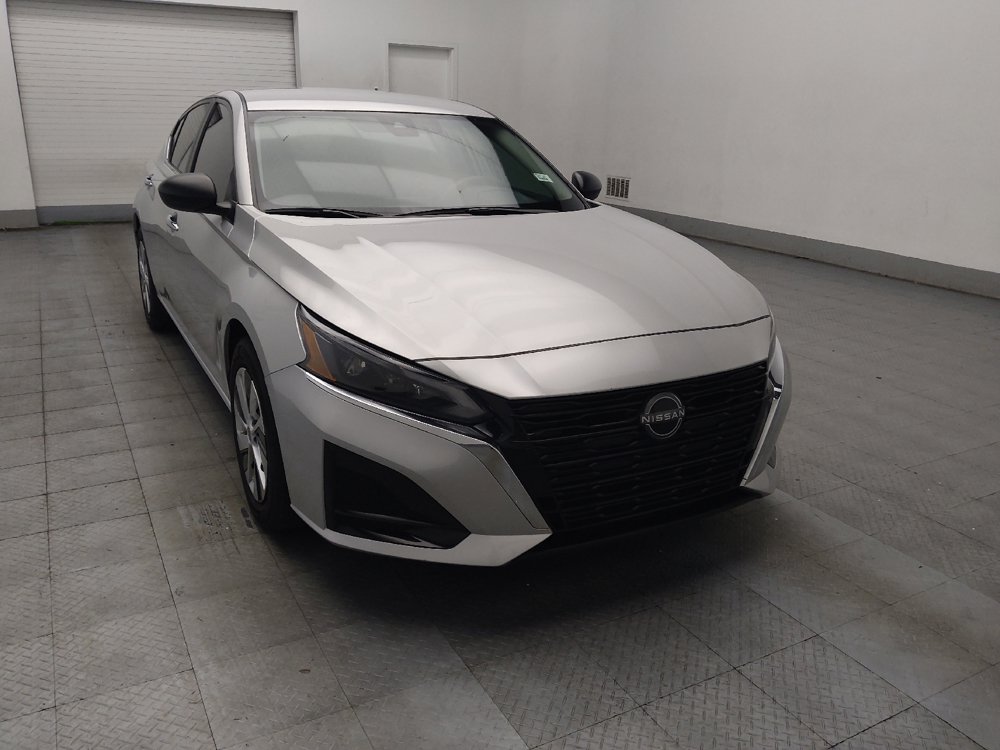 Used 2024 Nissan Altima 2.5 S FWD image 13