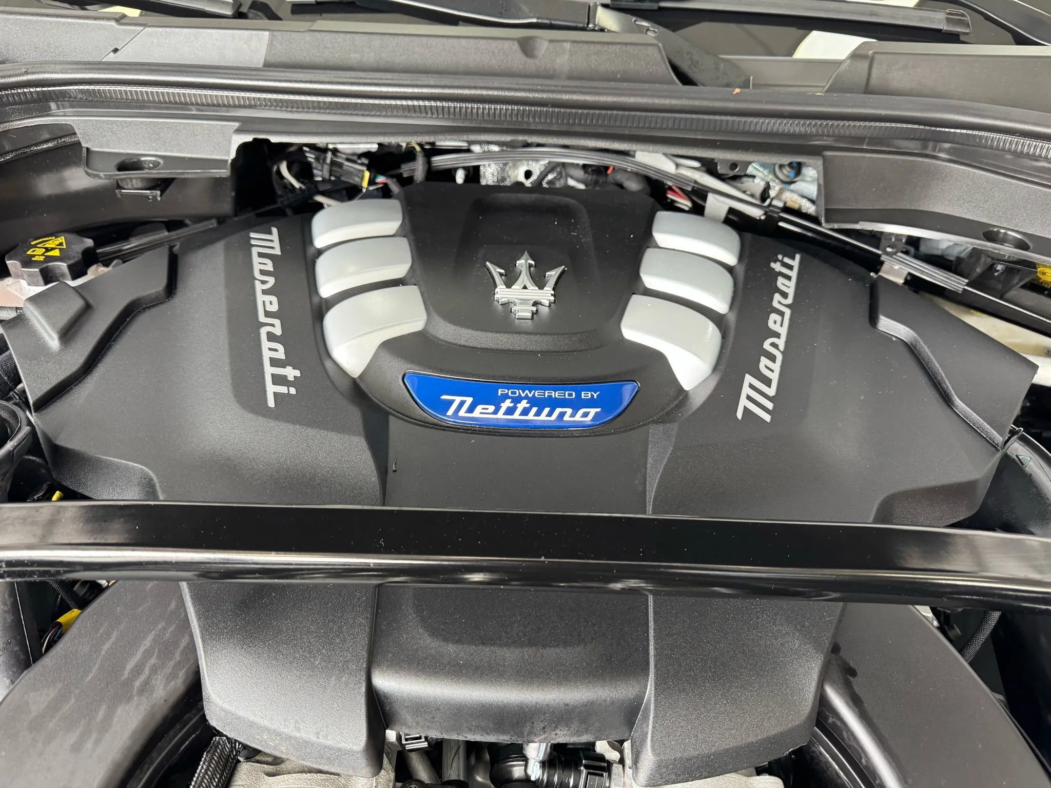 Used 2023 Maserati Grecale Trofeo image 53