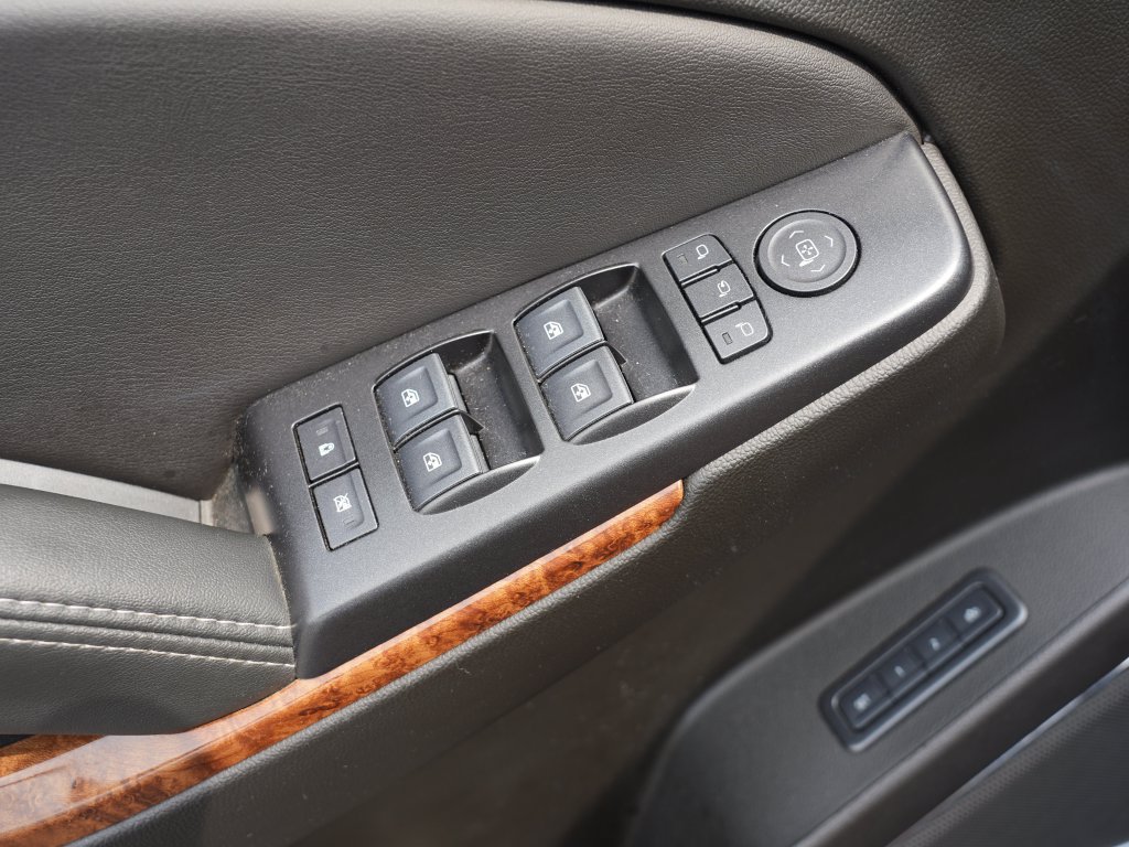 Used 2020 Chevrolet Tahoe Premier AWD/4WD image 17