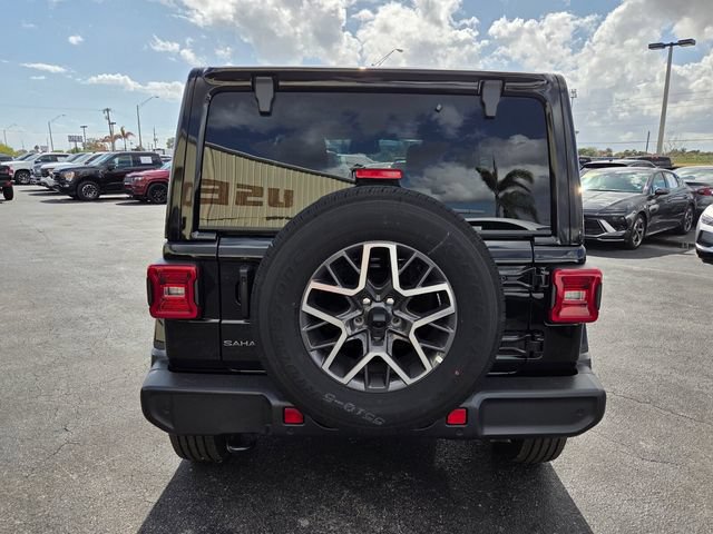 New 2026 Jeep Wrangler Sahara AWD/4WD image 9