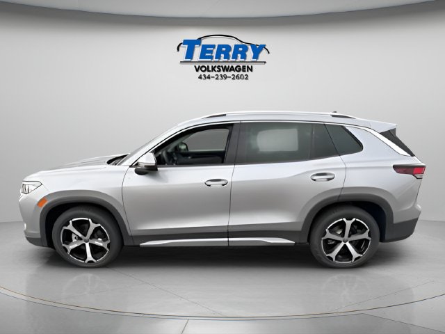 New 2026 Volkswagen Tiguan SE FWD image 2