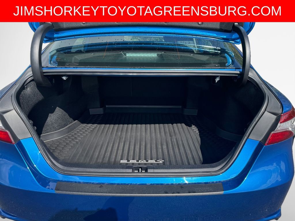 Used 2019 Toyota Camry SE FWD image 25
