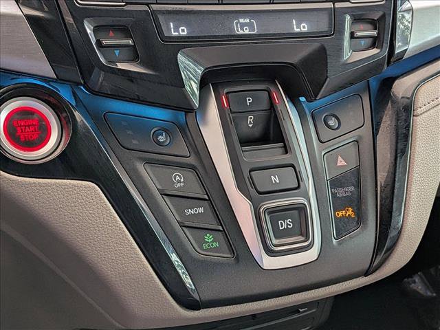 Certified 2022 Honda Odyssey Touring image 11