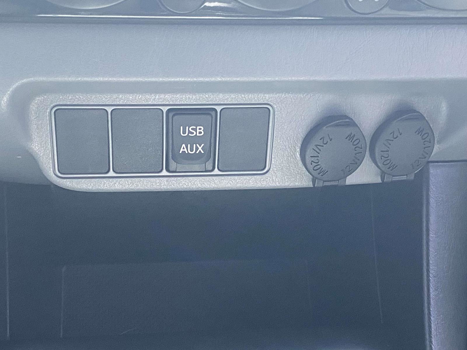 Used 2014 Toyota Tacoma PreRunner image 28