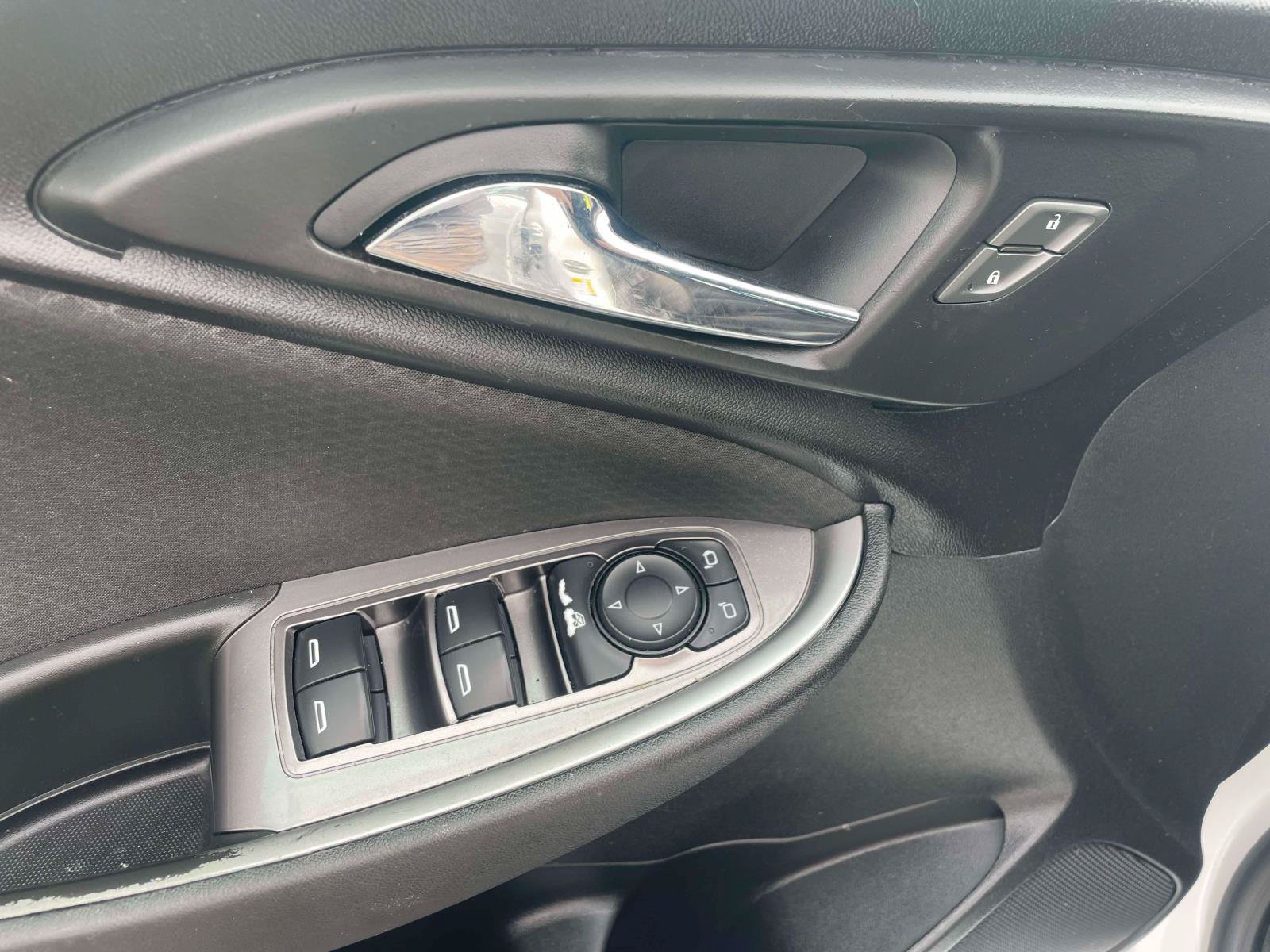 Used 2020 Chevrolet Malibu LS FWD image 11