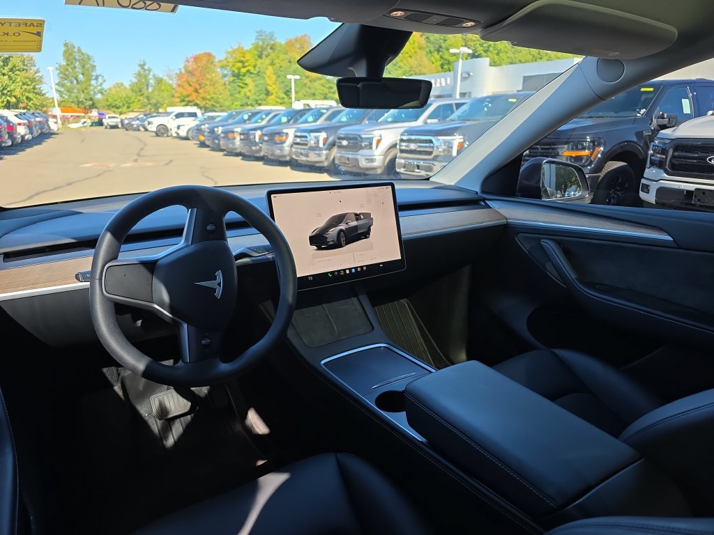 Used 2024 Tesla Model Y Long Range AWD/4WD image 17
