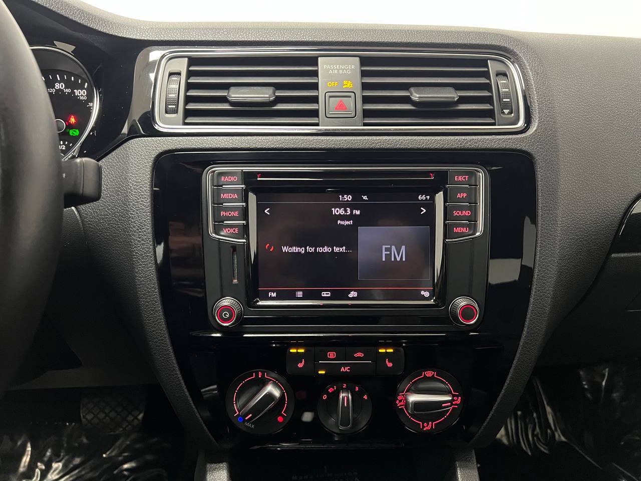 Used 2018 Volkswagen Jetta Sport image 17