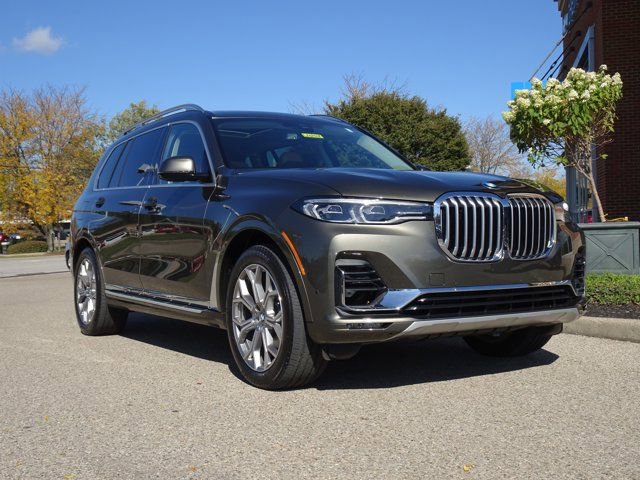 Used 2020 BMW X7 xDrive40i w/ Parking Assistance Package image 26