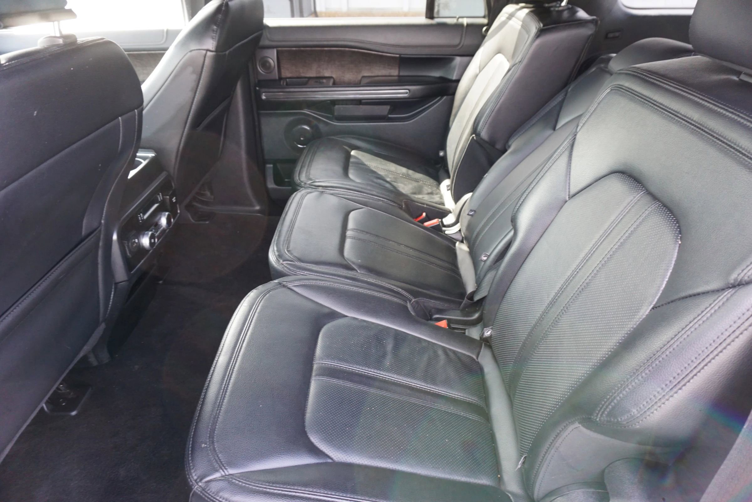 Used 2021 Ford Expedition Max Limited image 21