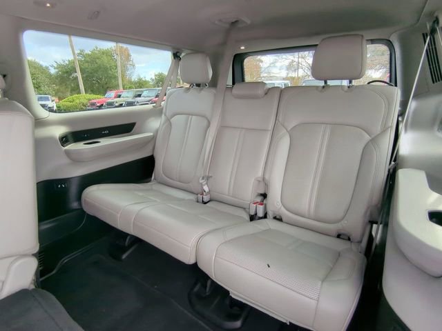 Used 2024 Jeep Wagoneer L 4WD image 17