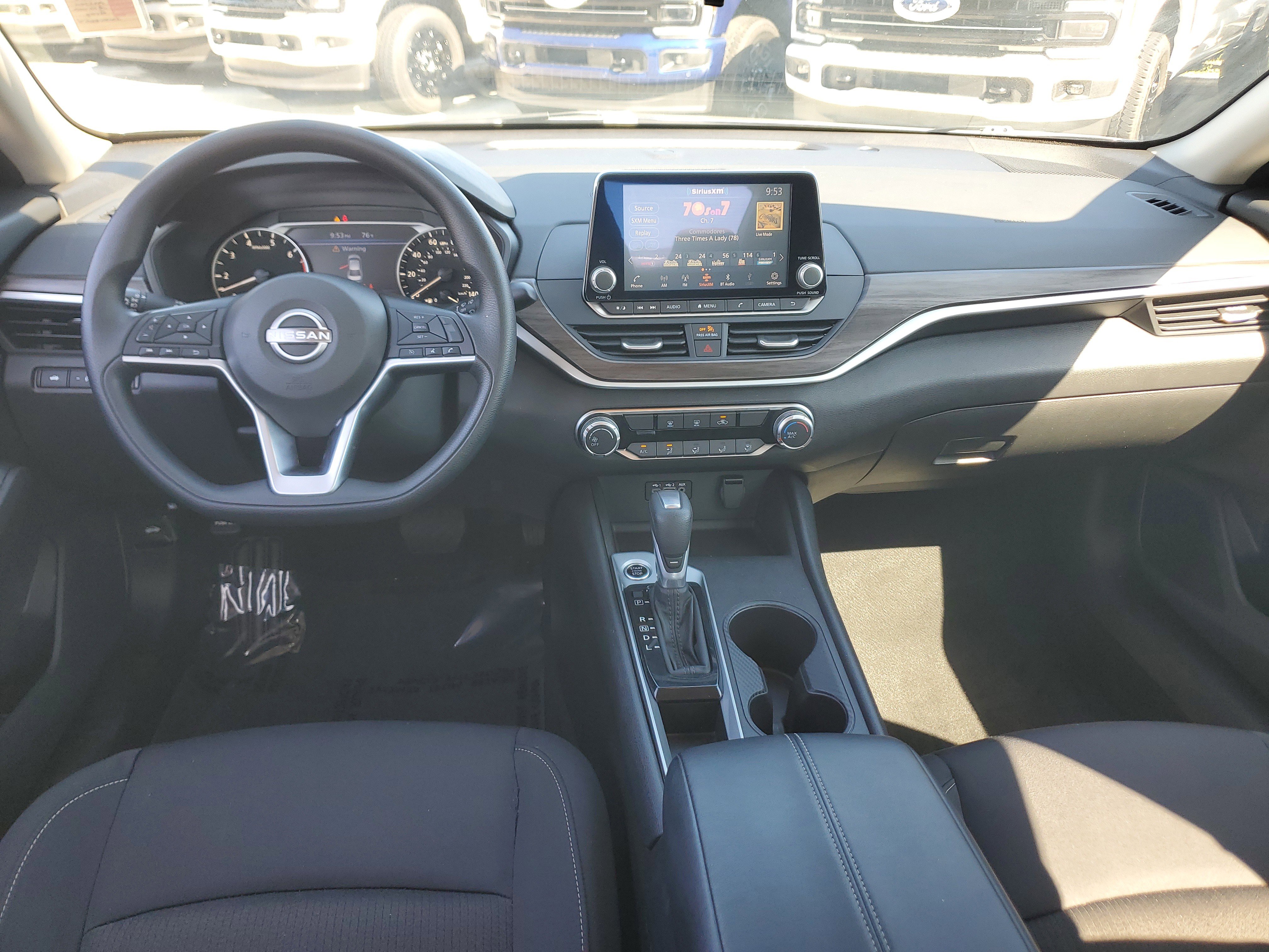 Certified 2025 Nissan Altima 2.5 SV image 14