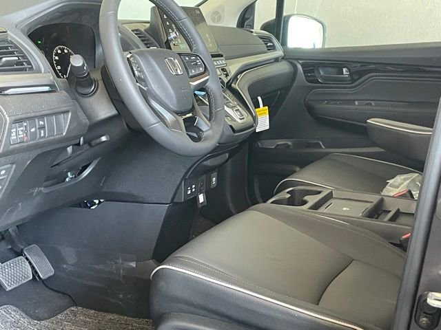 Certified 2026 Honda Odyssey Touring image 14