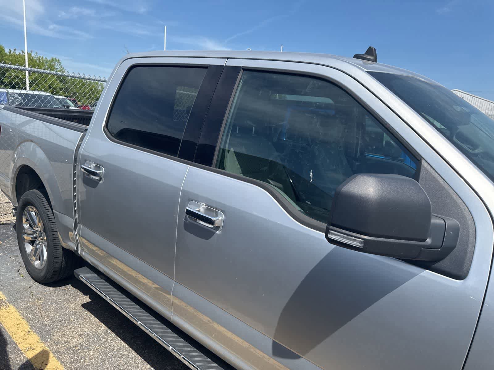 Used 2019 Ford F150 XLT w/ Equipment Group 302A Luxury AWD/4WD image 7
