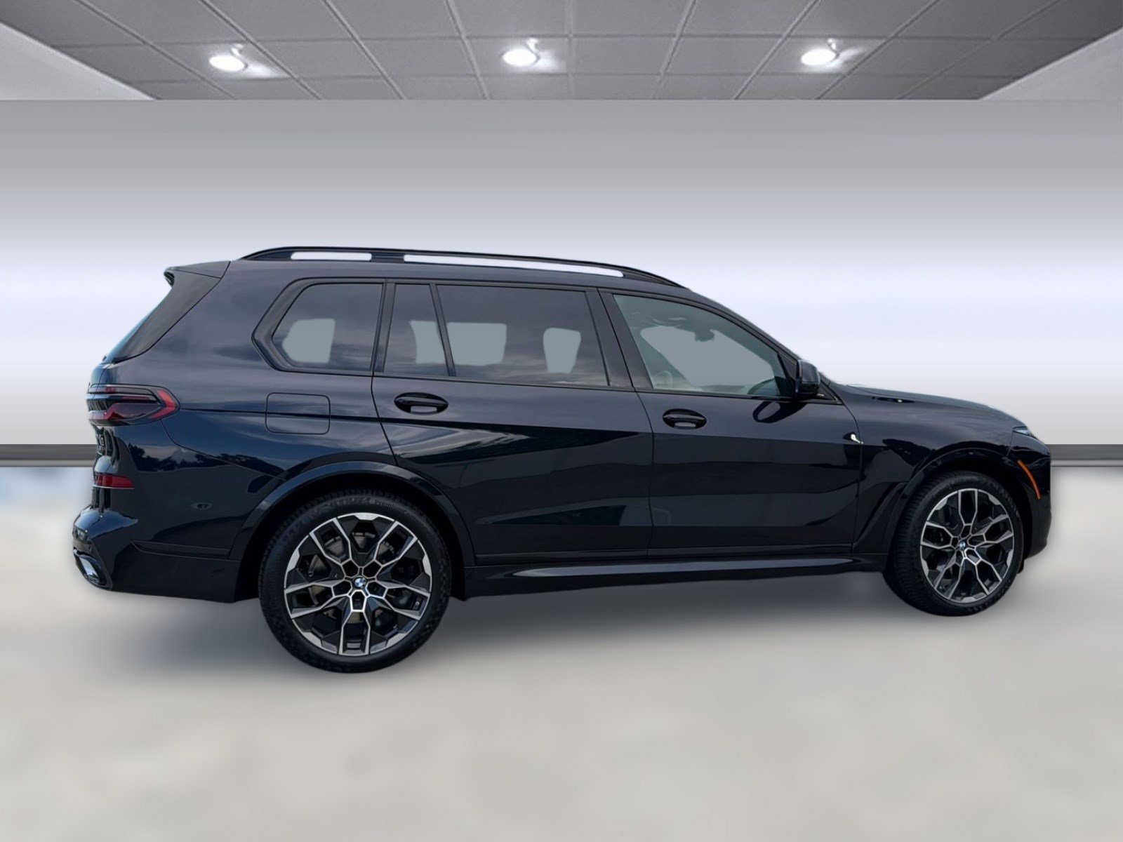 New 2027 BMW X7 xDrive40i w/ M Sport Package AWD/4WD image 7