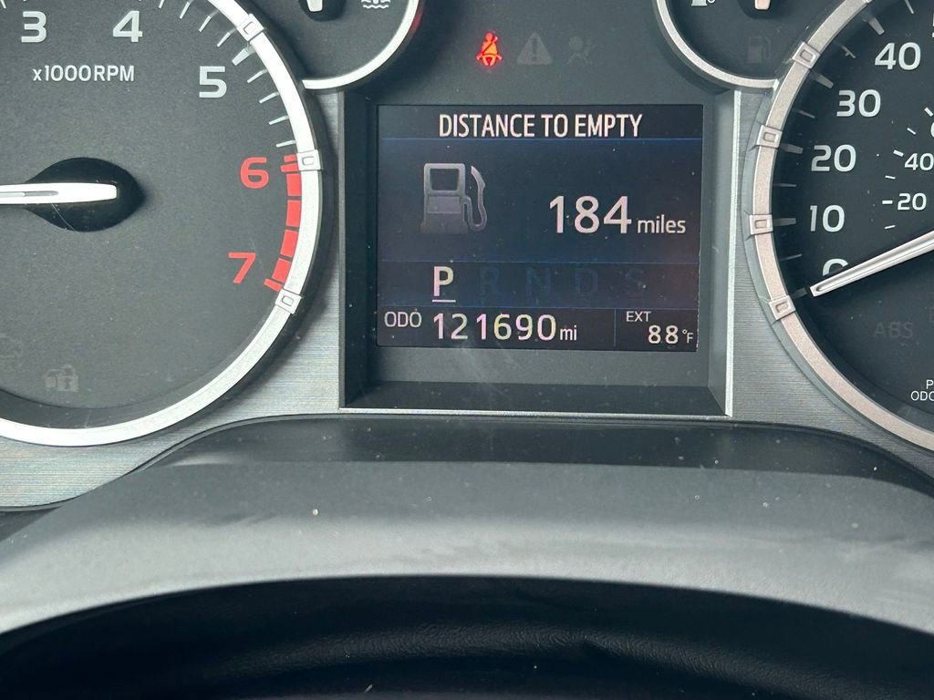 Used 2015 Toyota Tundra Limited RWD image 37